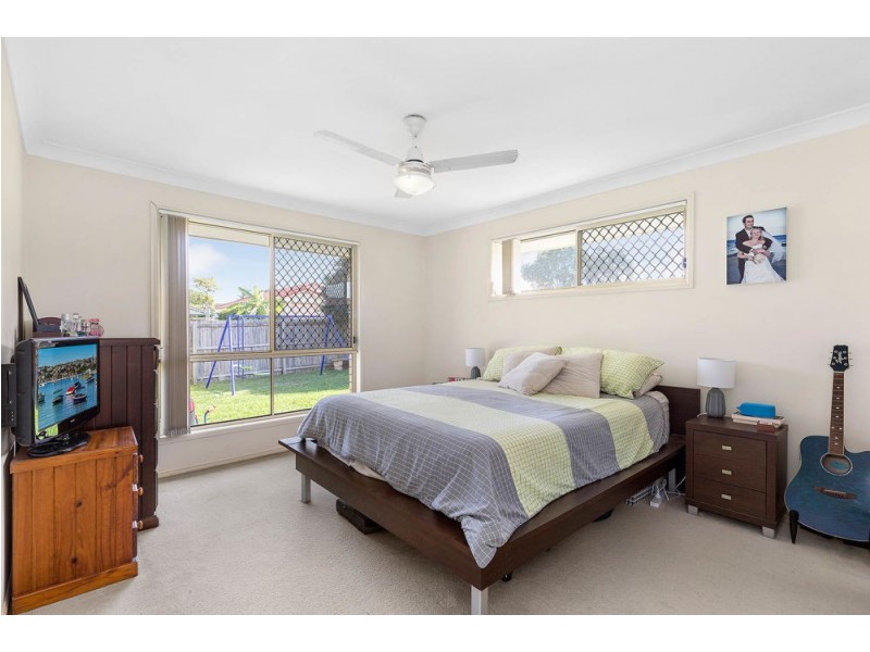 2 Carl Place, Bracken Ridge QLD 4017