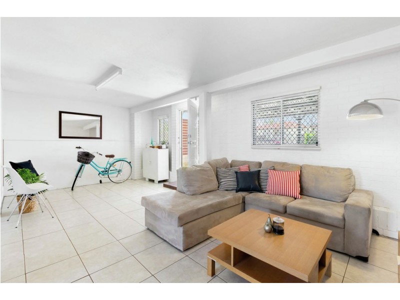 17 Ridgmont Street, Zillmere QLD 4034