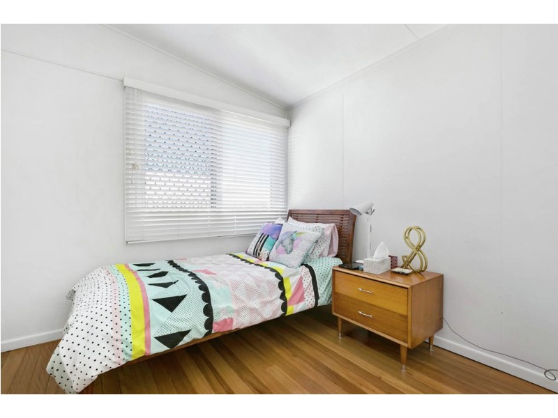 17 Ridgmont Street, Zillmere QLD 4034