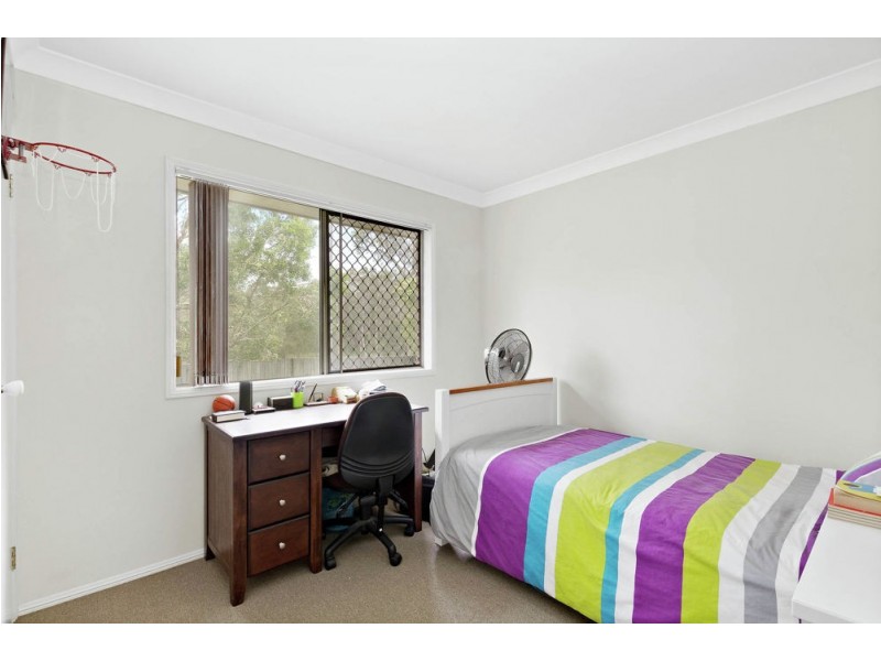 7 Elizabeth Place, Brighton QLD 4017