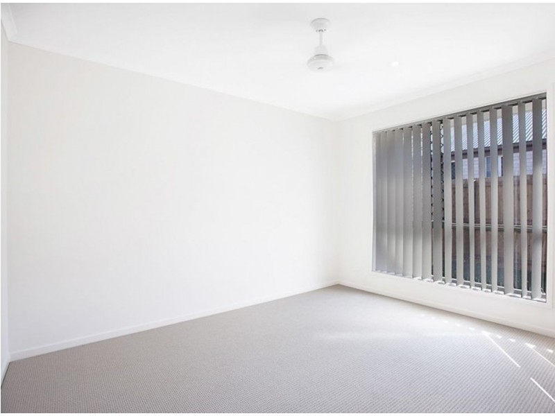 1/25 Fern Parade, Griffin QLD 4503