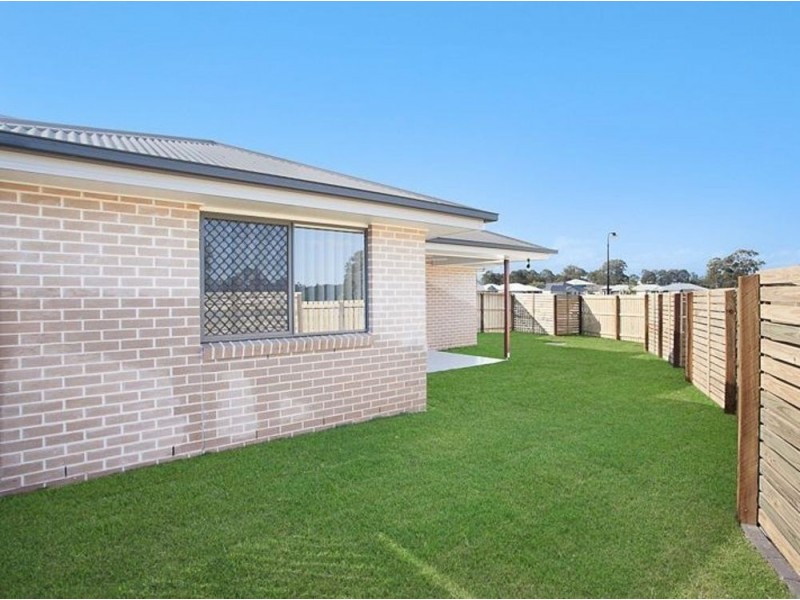 1/25 Fern Parade, Griffin QLD 4503