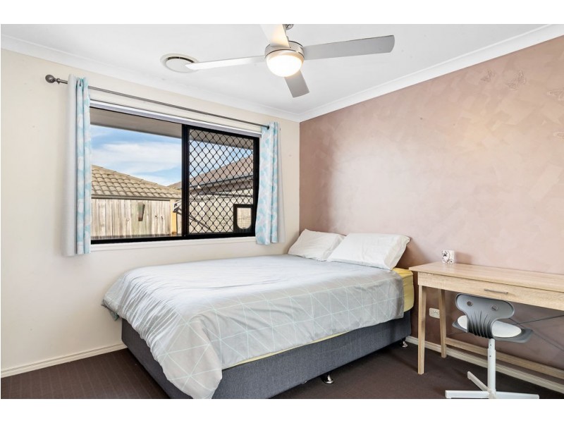 18 Oakwood Road, Warner QLD 4500
