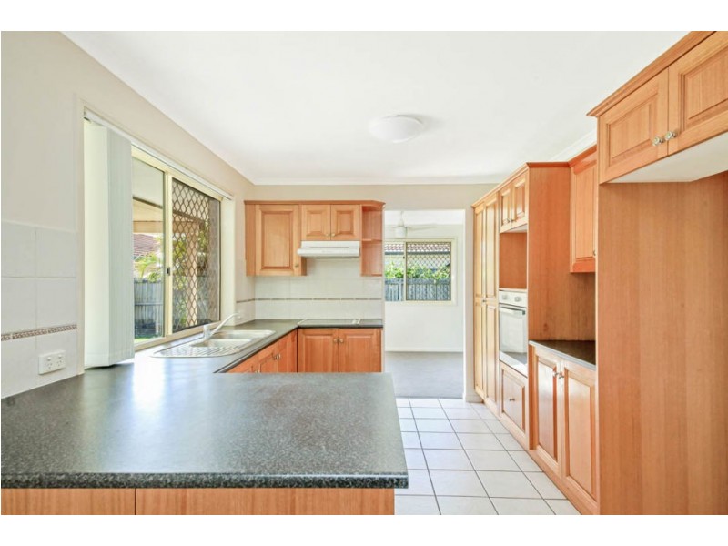 48 Ballymote St, Bracken Ridge QLD 4017