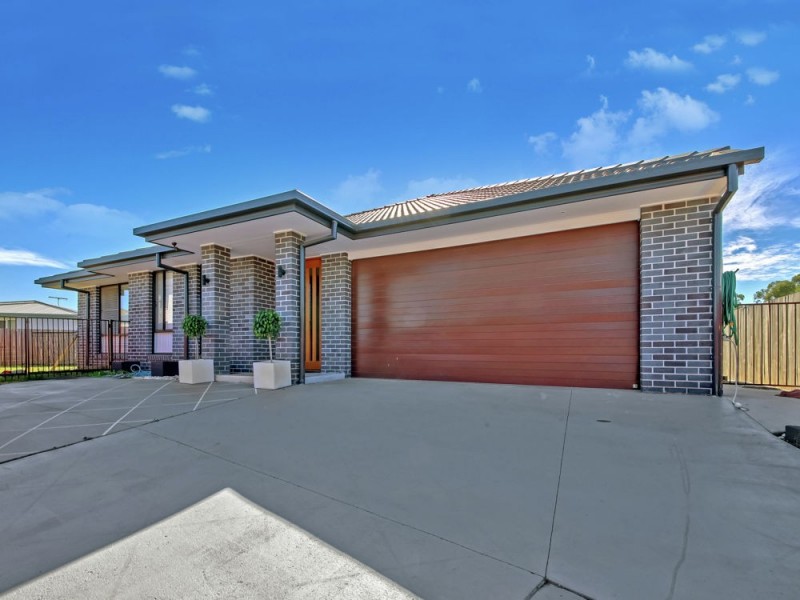 18 Junction Road, Griffin QLD 4503