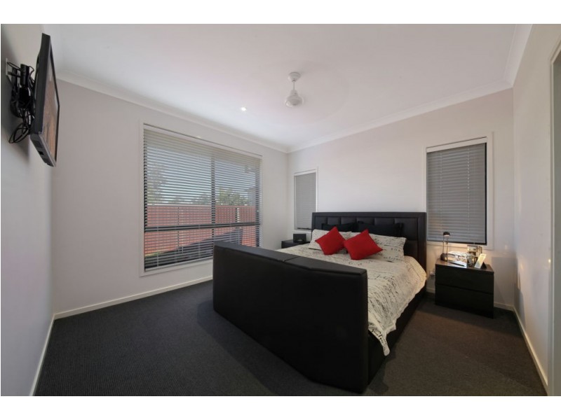 18 Junction Road, Griffin QLD 4503