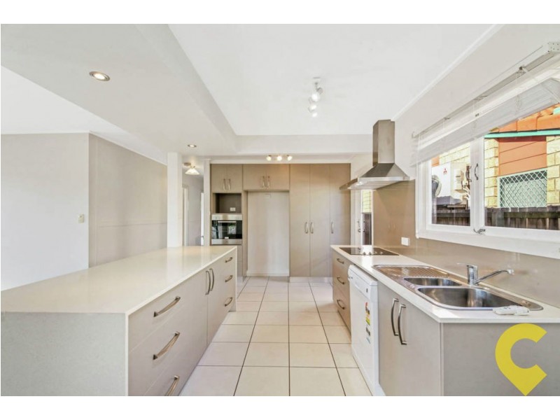 22 White Street, Everton Park QLD 4053