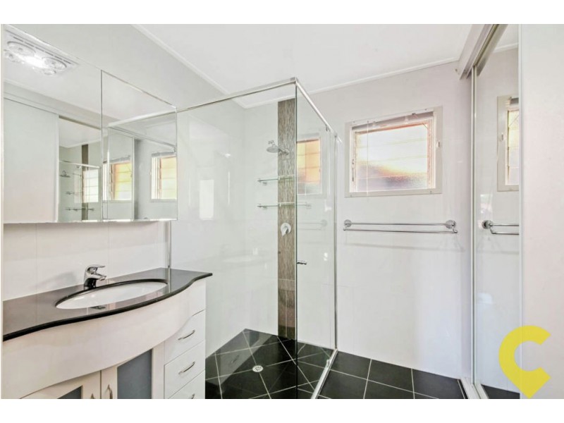 22 White Street, Everton Park QLD 4053