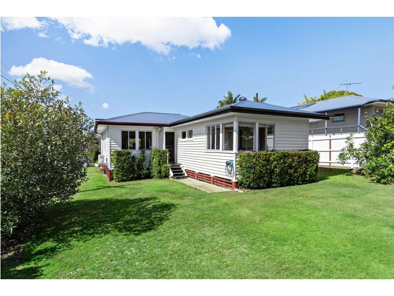 43 Pfingst Road, Wavell Heights QLD 4012