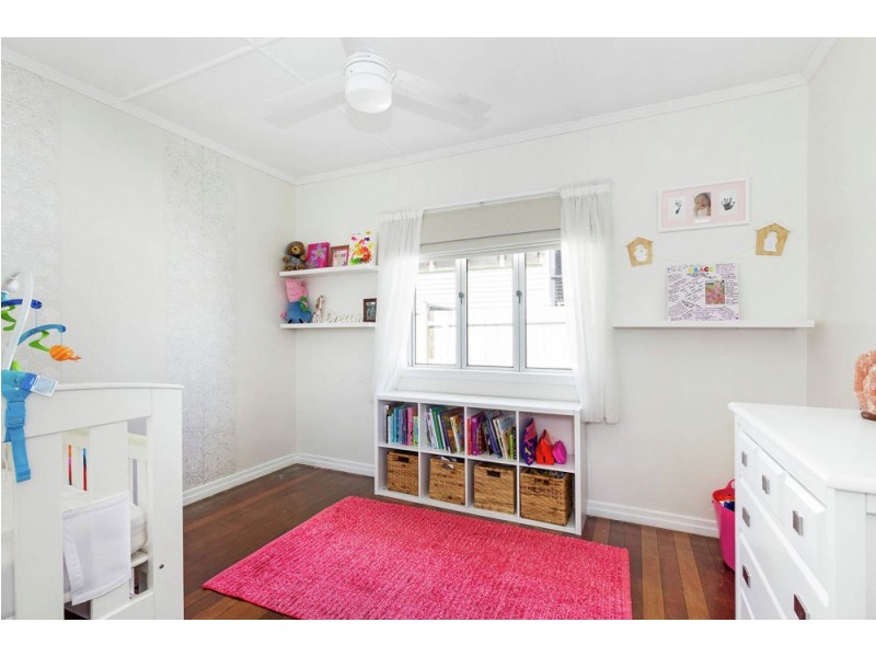 43 Pfingst Road, Wavell Heights QLD 4012