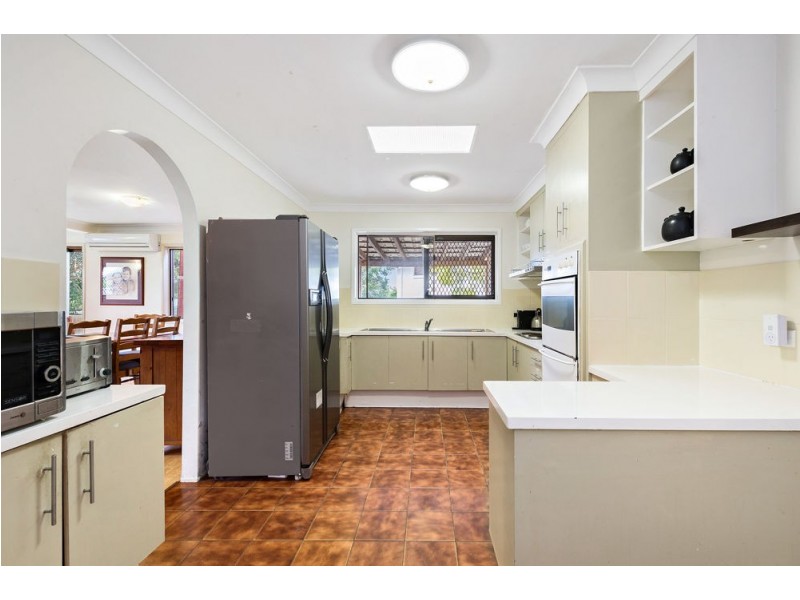 4 Lacaroo Street, Bracken Ridge QLD 4017