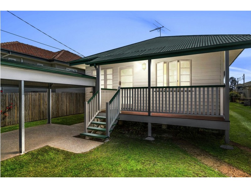 3 Blackwood Road, Deagon QLD 4017