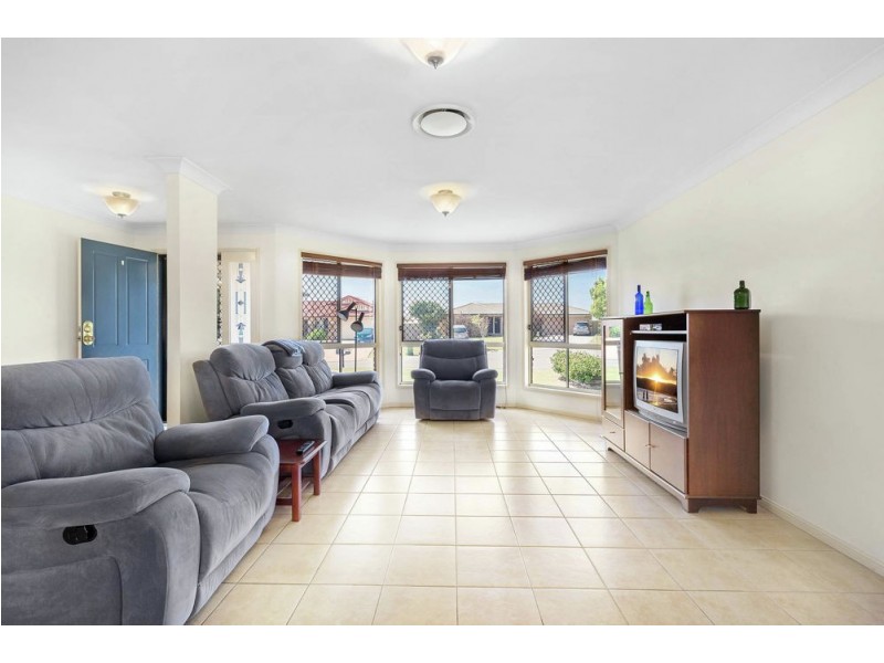 8 Kalamoun Court, Dakabin QLD 4503