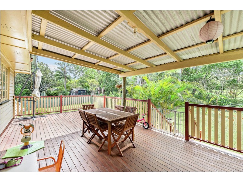 69 Connaught Street, Sandgate QLD 4017