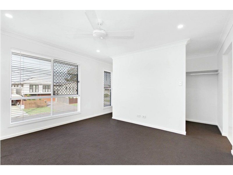 10 Edith Street, Deagon QLD 4017