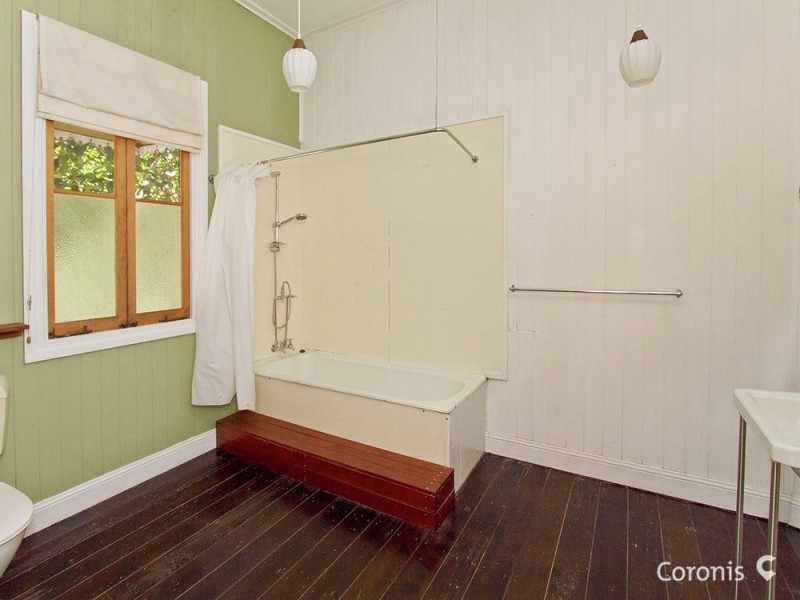 19 Blackmore Street, Windsor QLD 4030