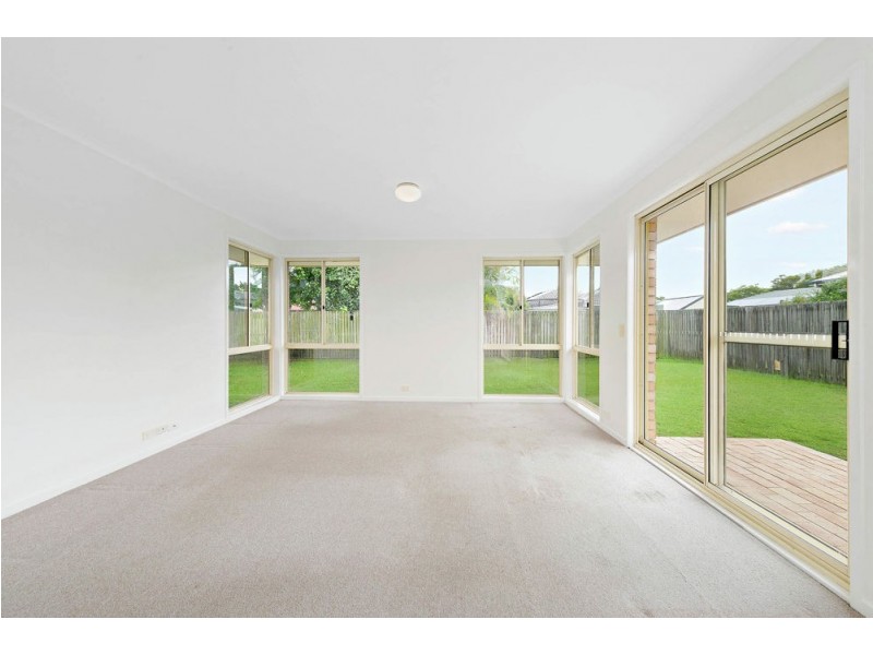 20 Hibiscus Circuit, Fitzgibbon QLD 4018