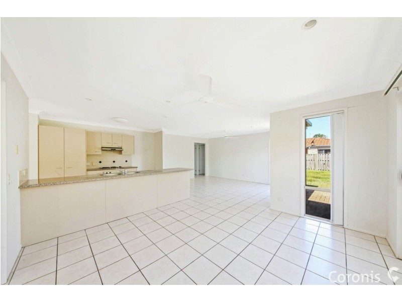 17 Oaktree Place, Bracken Ridge QLD 4017