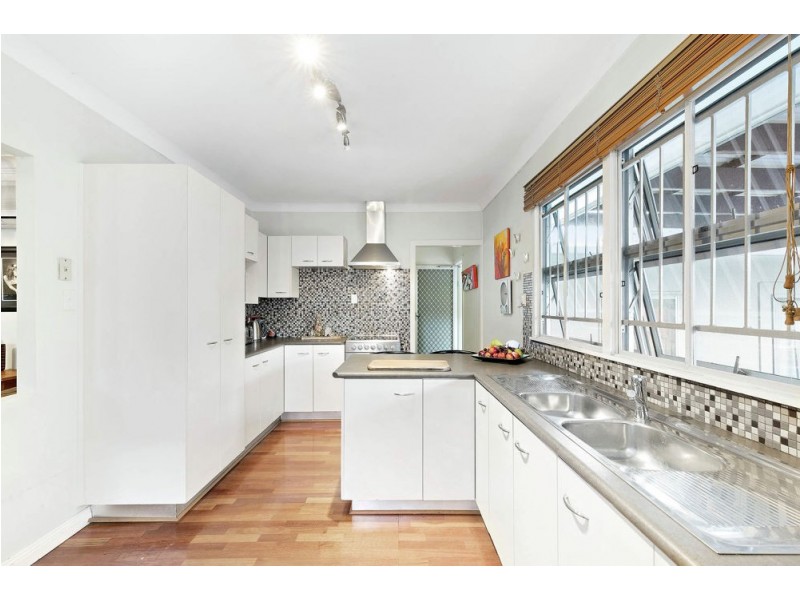 51 Douglas Street, Brighton QLD 4017