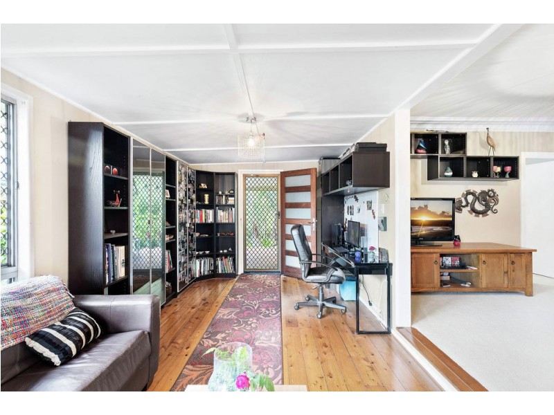 51 Douglas Street, Brighton QLD 4017