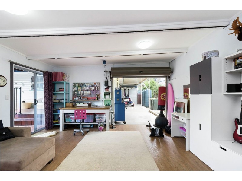 51 Douglas Street, Brighton QLD 4017