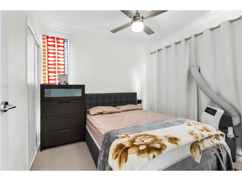 11 Daintree Park Way, Fitzgibbon QLD 4018