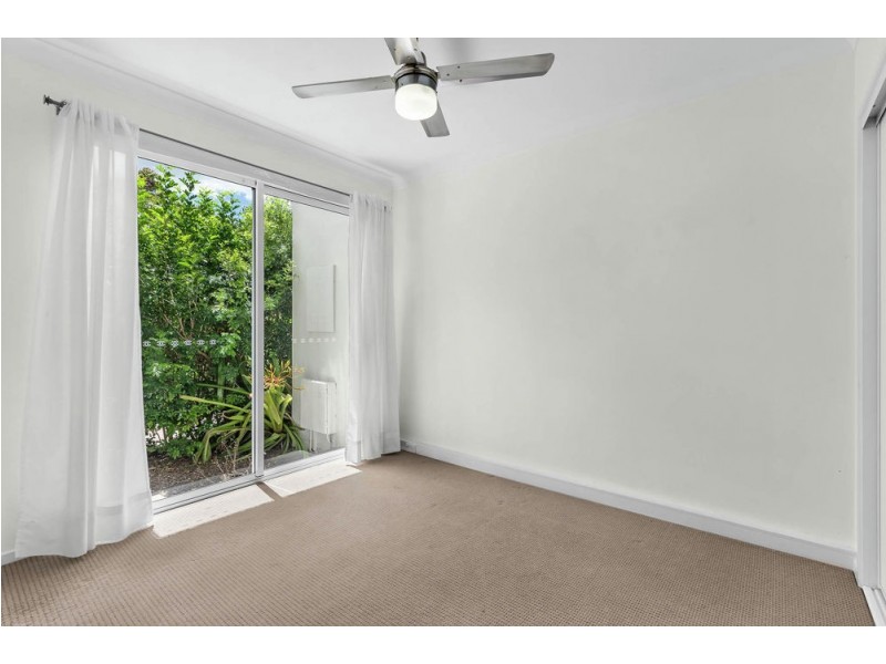 11 Daintree Park Way, Fitzgibbon QLD 4018