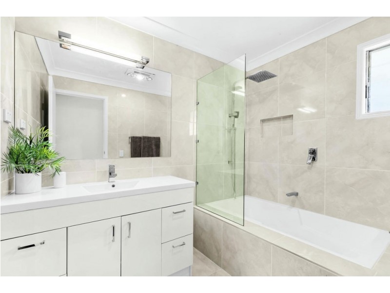 2 Cater Street, Bracken Ridge QLD 4017