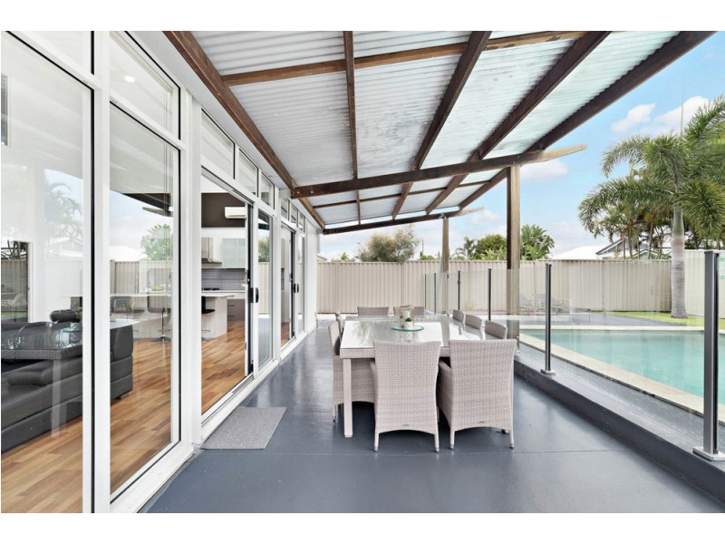 21 Twenty-Second Avenue, Brighton QLD 4017