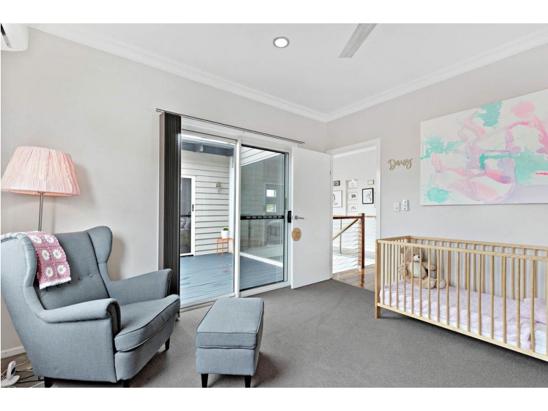 21 Twenty-Second Avenue, Brighton QLD 4017