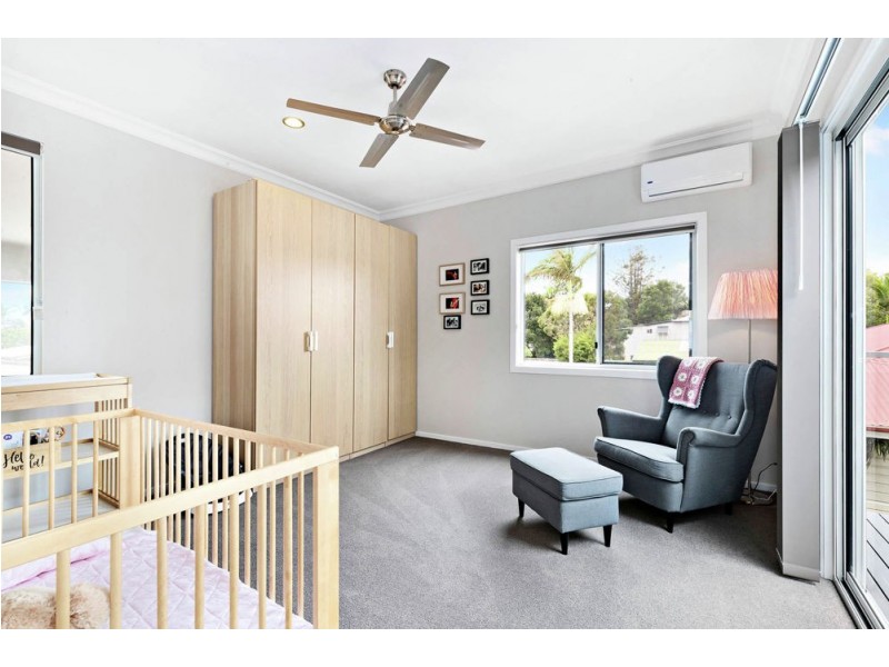 21 Twenty-Second Avenue, Brighton QLD 4017
