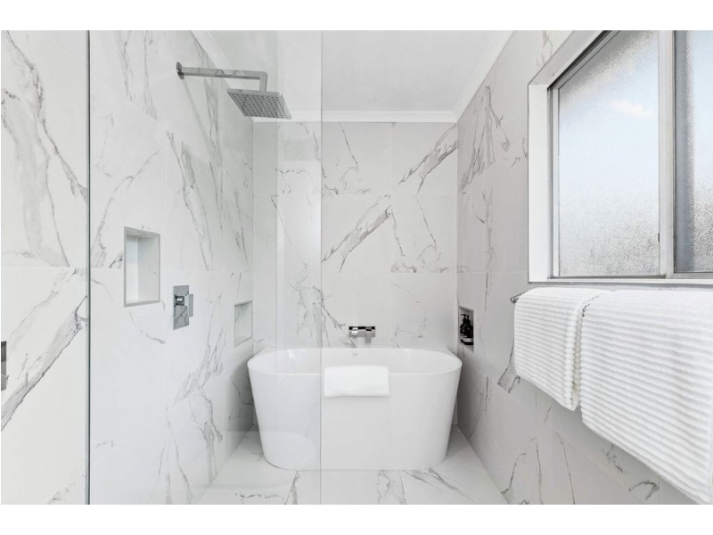 15 Arundal Street, Brighton QLD 4017