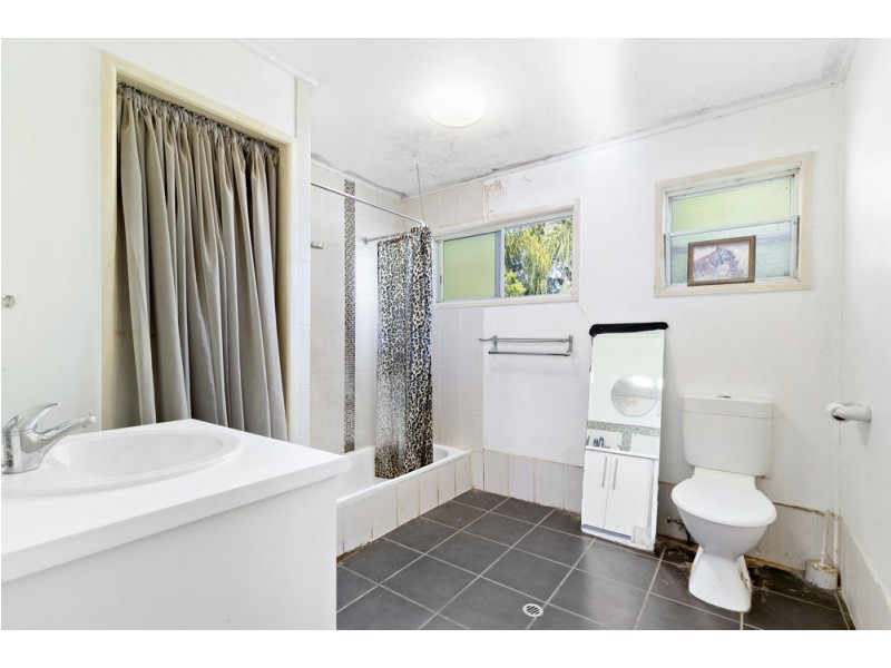 64 Holmes Street, Brighton QLD 4017