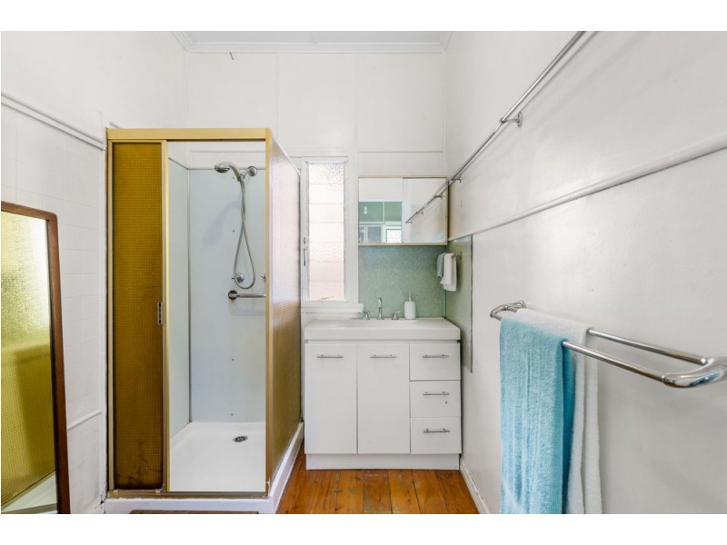 44 Lower Brighton Terrace, Sandgate QLD 4017