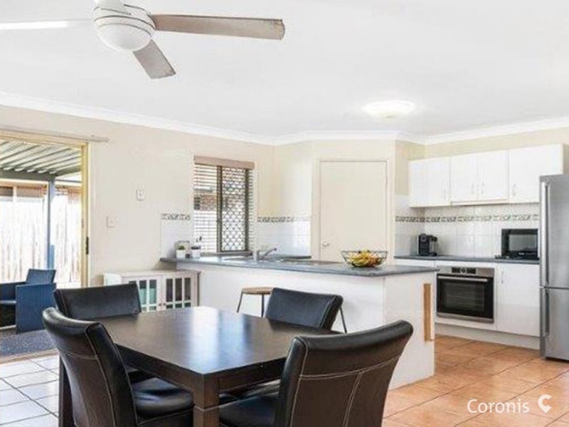 4 Elizabeth Place, Brighton QLD 4017