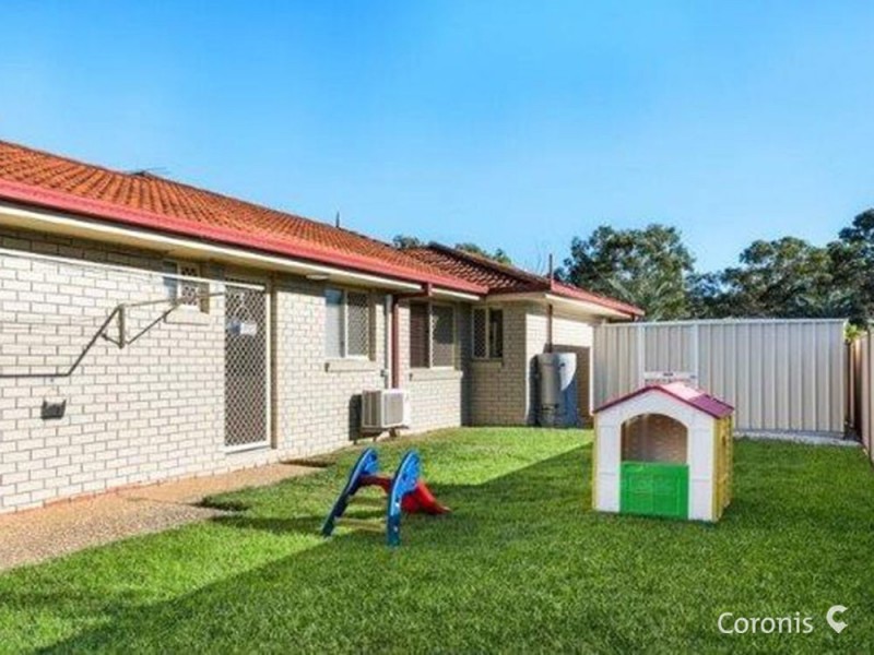 4 Elizabeth Place, Brighton QLD 4017