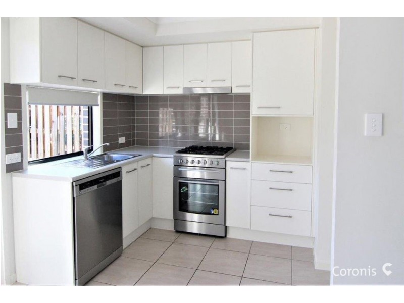 128 Carselgrove Avenue, Fitzgibbon QLD 4018