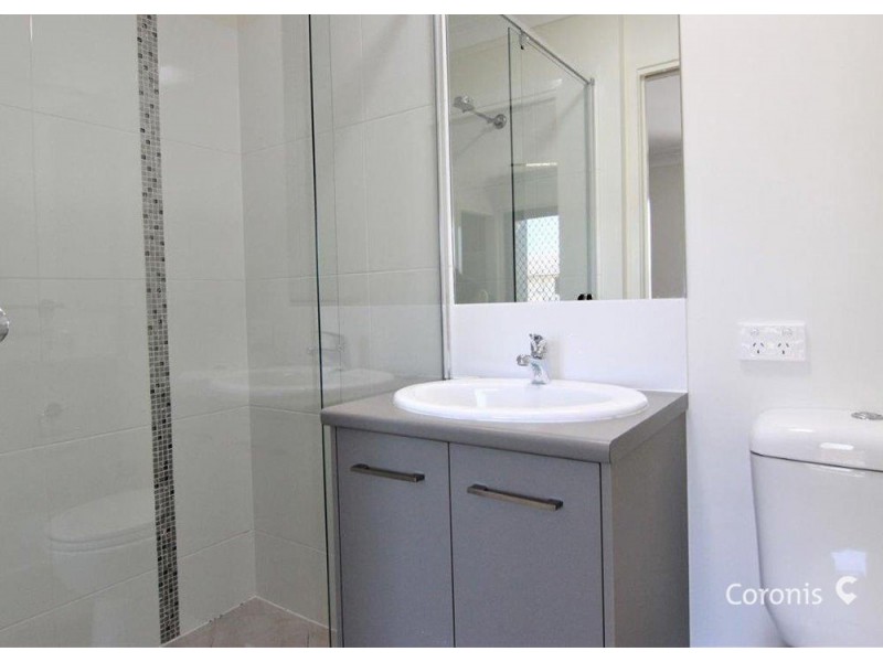 128 Carselgrove Avenue, Fitzgibbon QLD 4018