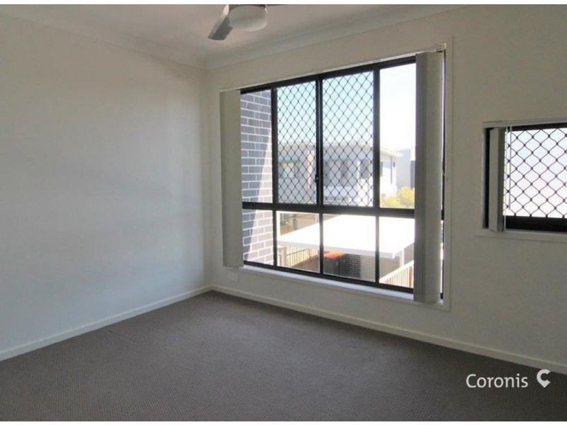 128 Carselgrove Avenue, Fitzgibbon QLD 4018