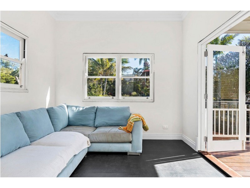 24 Todd Street, Shorncliffe QLD 4017