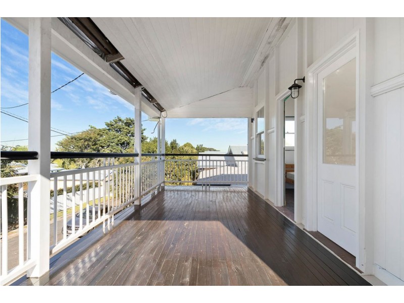 24 Todd Street, Shorncliffe QLD 4017