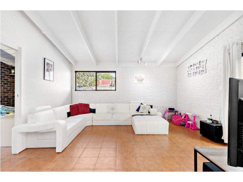 2 Bodiam Court, Strathpine QLD 4500