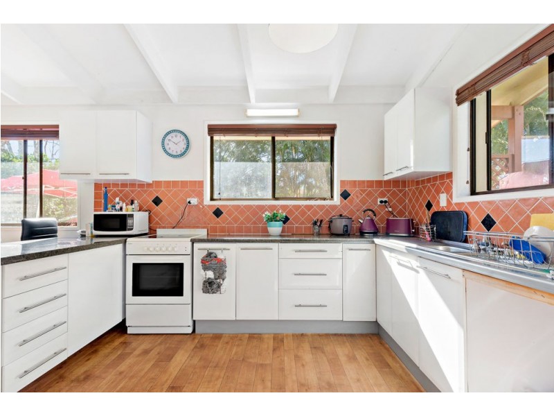 2 Bodiam Court, Strathpine QLD 4500