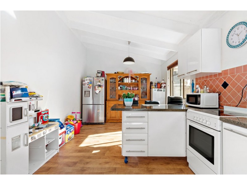 2 Bodiam Court, Strathpine QLD 4500