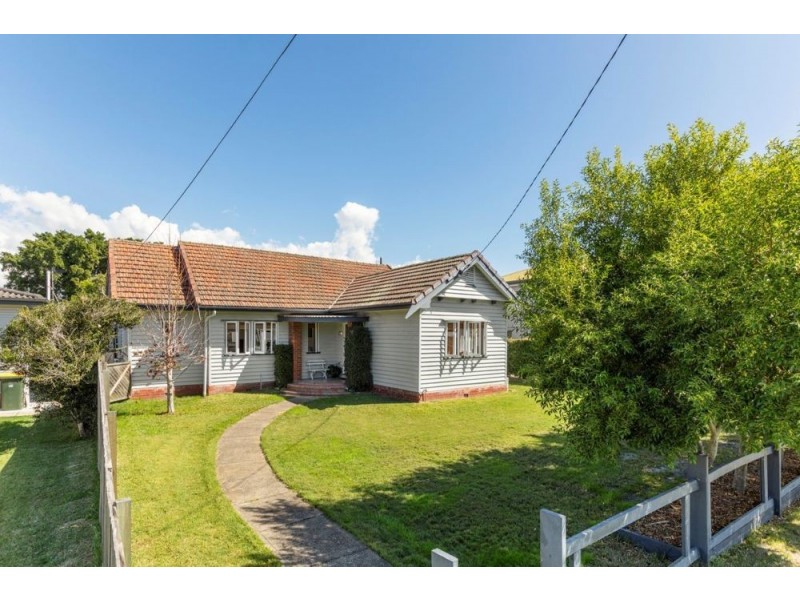 21 Adams St, Deagon QLD 4017