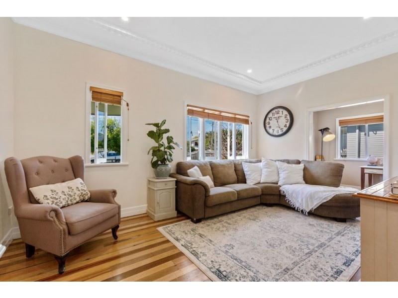 21 Adams St, Deagon QLD 4017