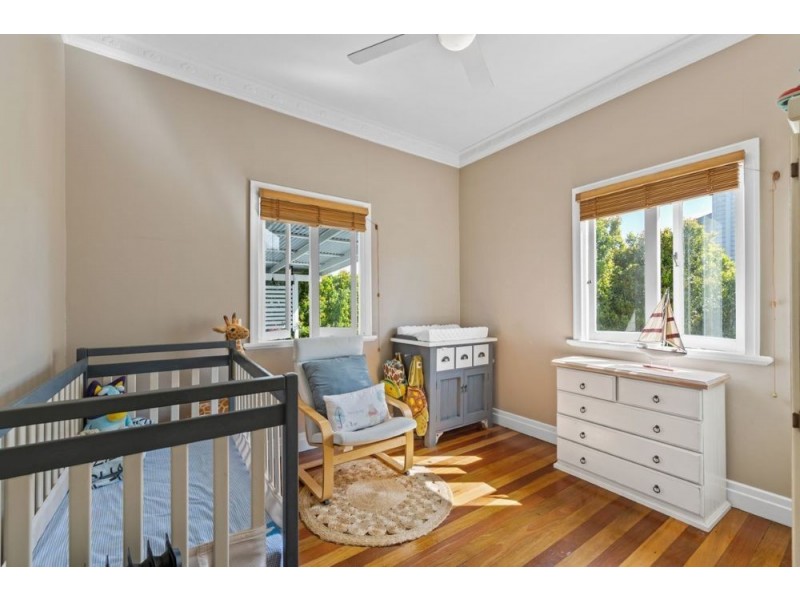 21 Adams St, Deagon QLD 4017