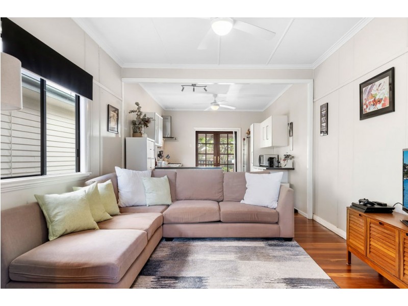 35 Adams Street, Deagon QLD 4017