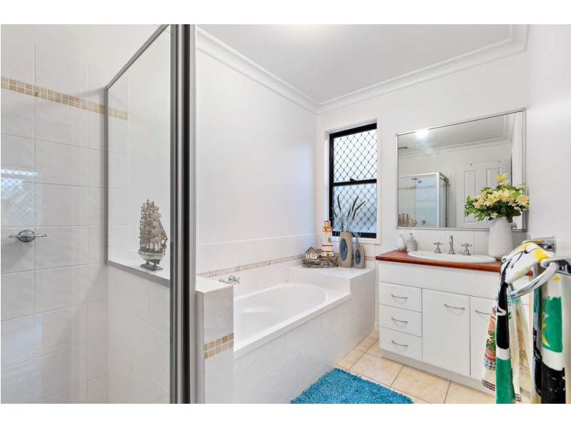 96 Denning Road, Bracken Ridge QLD 4017