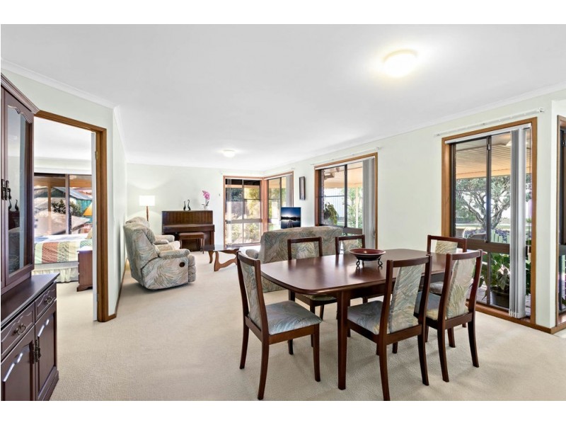 5 Renoir Court, Rothwell QLD 4022